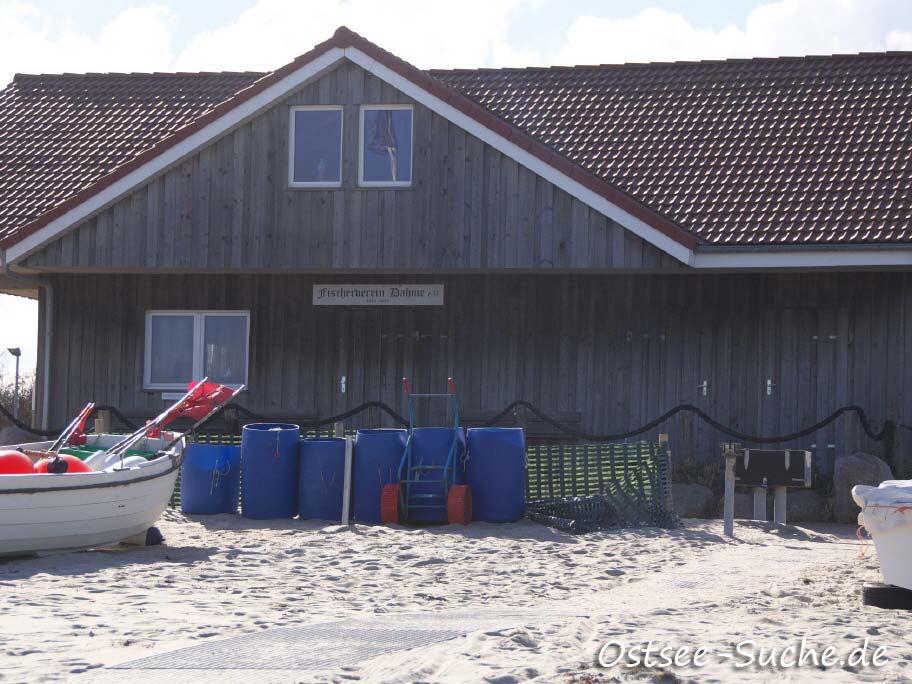 Das alte Fischereinvereinshaus an der Promenade in Dahme